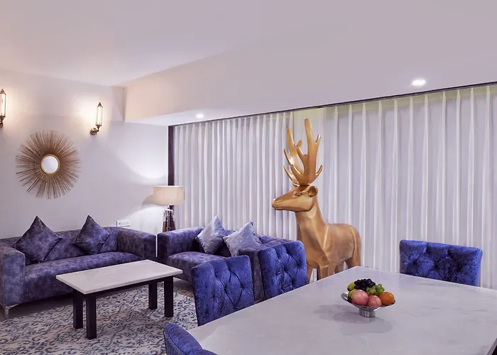 Hotel Vivanta 5*