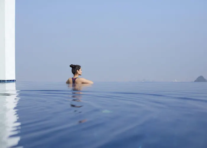 Vivanta Hotel 5*