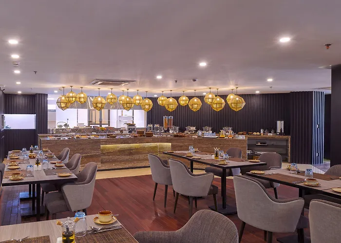 Vivanta Hotel 5*