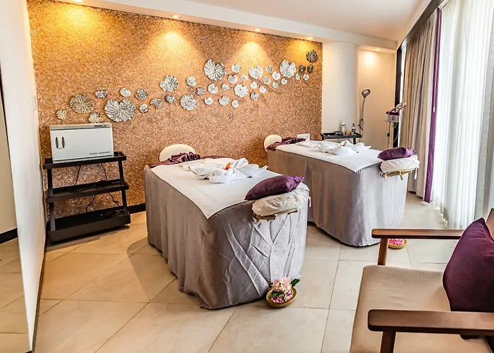 Vivanta Hotel 5*